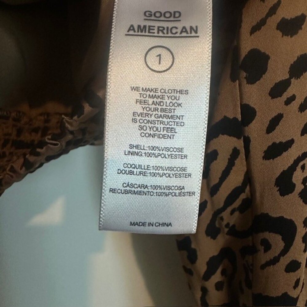 Good American Satin Faux Wrap Top in Leopard Print Size 1 (Sm) - Picture 6 of 6